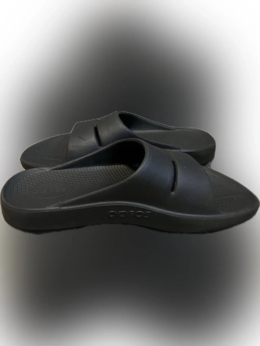 OOFOS Men's Black Slide Recovery Sandal